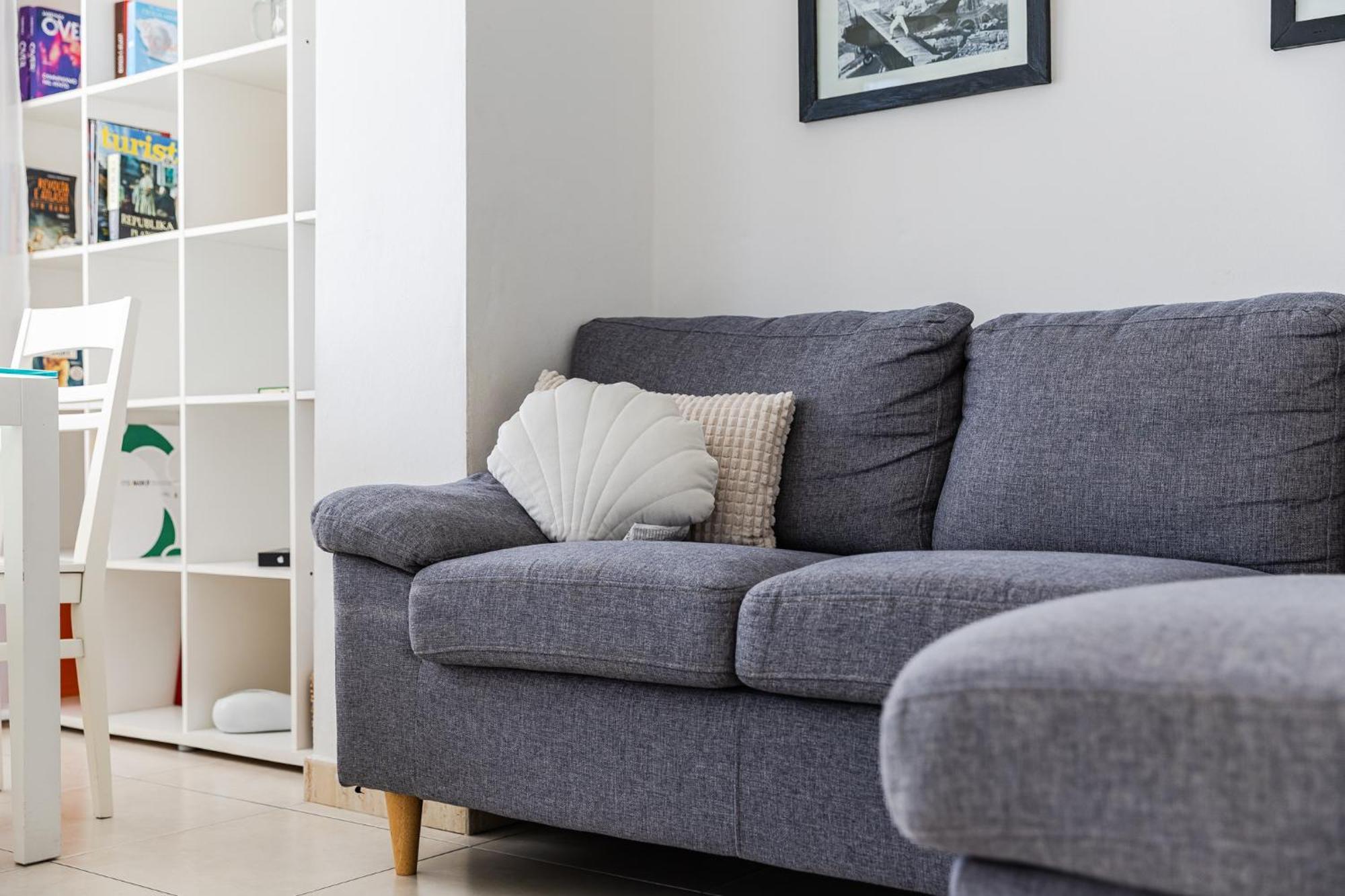 The Beachfront Apartment Durres Ngoại thất bức ảnh